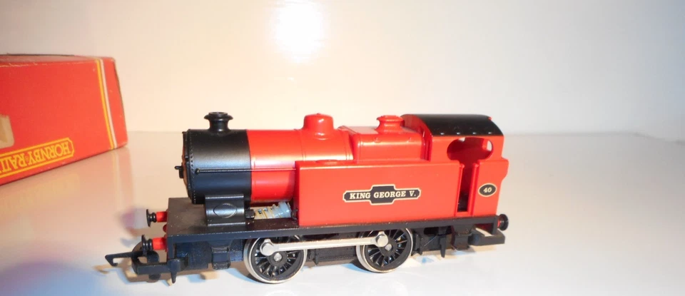 Hornby R531 King George V - Tank Steam Loco. As new cond. 2 rail DC. OO. Boxed. - Image 3 of 4