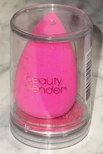 BEAUTY BLENDER ~  MAKEUP SPONGE ~ New