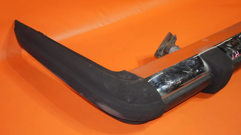 PARAGOLPES TRASERO MERCEDES BENZ 560SL 1984 1985 1986 1987 1988 1989 380SL A1168801871 Foto 2 de 4