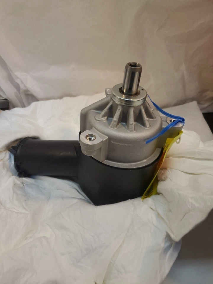 Lares Power Steering  pump 45-0925 - Image 4 of 4