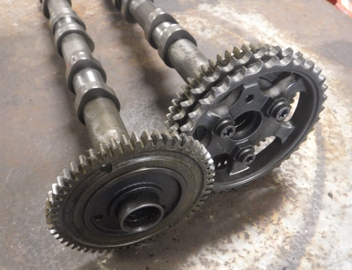 Left Side Intake Exhaust Camshafts w/Gear 07-09 Jeep Sprinter 3.0L W906 OM642 - Picture 2 of 12