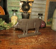 Rustic Cast Iron Pig Farmhouse Display Shelf Sitter or Doorstop Home Decor