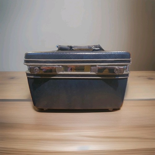 Vintage Samsonite Profile II Navy Blue Carry On Train Case w/ Tray No Key