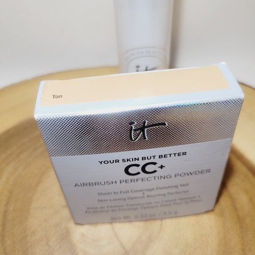 It Cosmetics CC+ (Tan) Airbrush Perfecting Powder W/ Heavenly Skin Brush # 702 - Picture 4 of 14