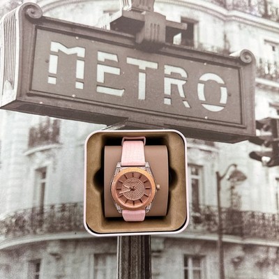 ♥️新品♥️タグ付♥️【Mystrada】M ピンクベージュ グラデチェクSK Michael Kors MK6704 Channing Snake-Embossed Silicone and Rose Gold