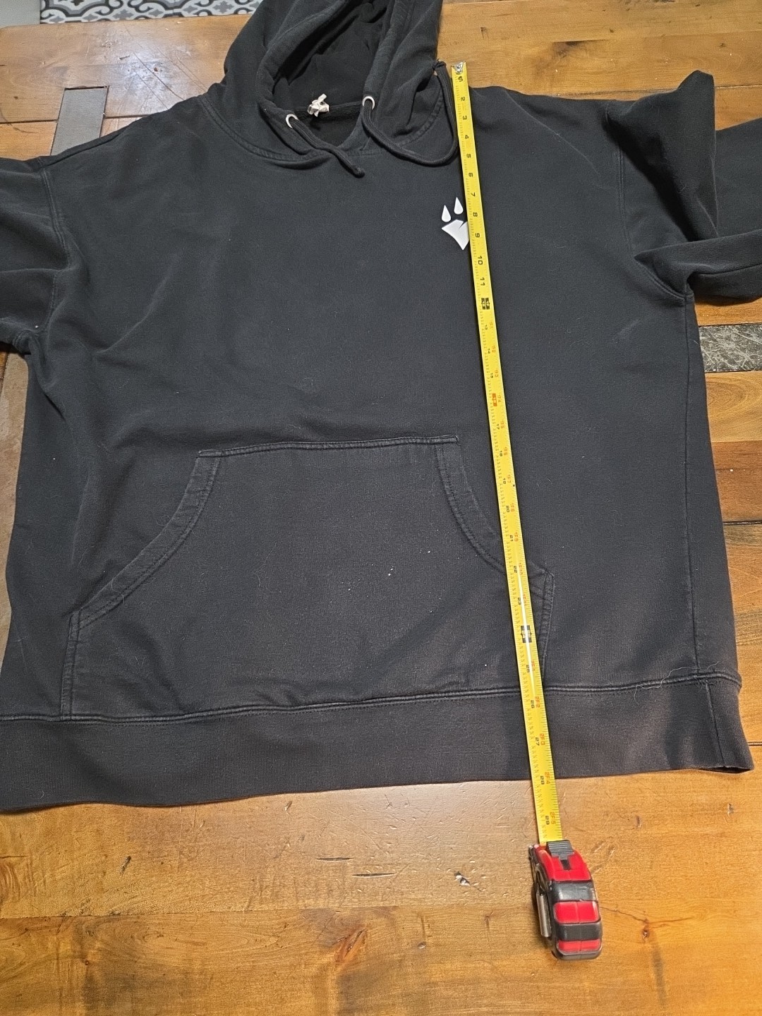 Wolf Bear Band Vapor Girl Hoodie Mens XL Independent Trading Anime Post Hardcore image 8