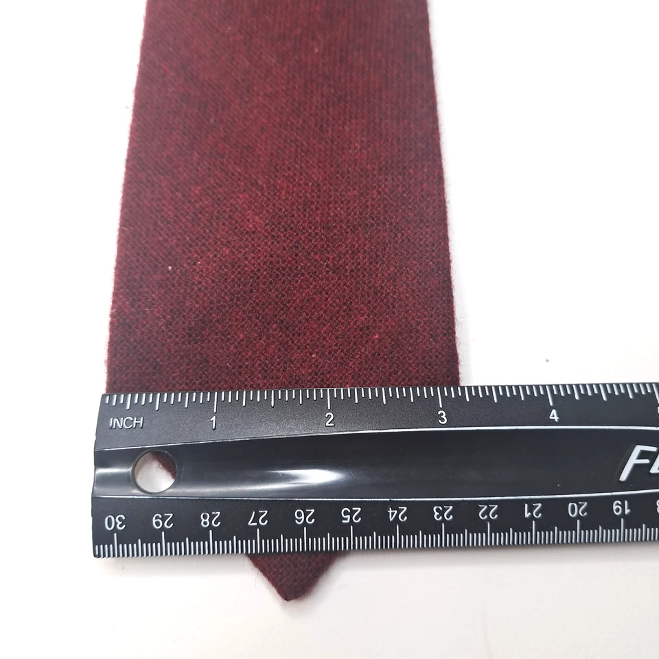 Vintage Wembley Wool Acrylic Blend Tie Wine Red 3.25" x 56" - Image 4 of 4