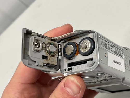 Canon PowerShot A450 5.0MP 3.2x Optical Zoom Digital Camera Silver Lens Error - Picture 9 of 14
