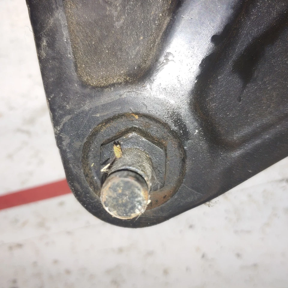 Suzuki DR370 1979 buje de freno trasero redo Foto 3 de 4