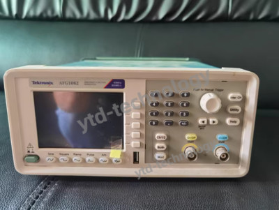 Tektronix AFG1062 60 MHz, 300 MS/s, 2-channel Arbitrary/Function Generator