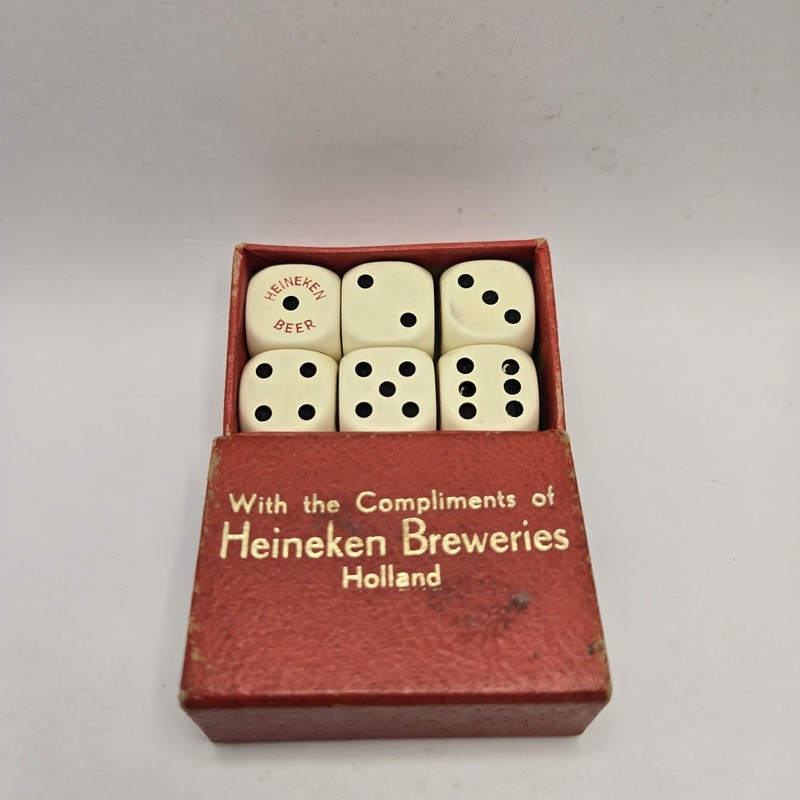Vtg Heineken Beer Holland rounded corner  dice set  L1