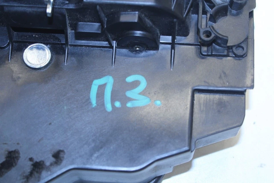 09-16 BMW 328I xDrive SULEV Actuador de cierre de puerta lateral derecho 51227229460 Foto 3 de 4