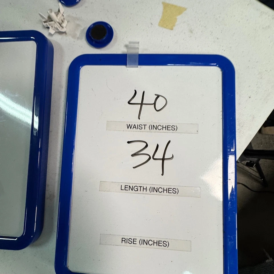 Wrangler Rugged Wear 男式牛仔裤 40x34 浅水洗直筒工作服 — 第 4/4 张图片