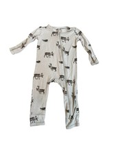 Kyte Baby Bamboo Pajamas Raindeer Print Zip Up One Piece Size 6-12 Months