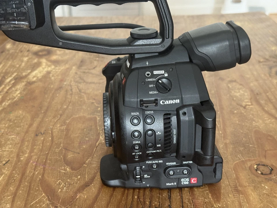 Canon EOS C100 Markii Cinema Camera with Dual Pixel CMOS AF - Image 4 of 4