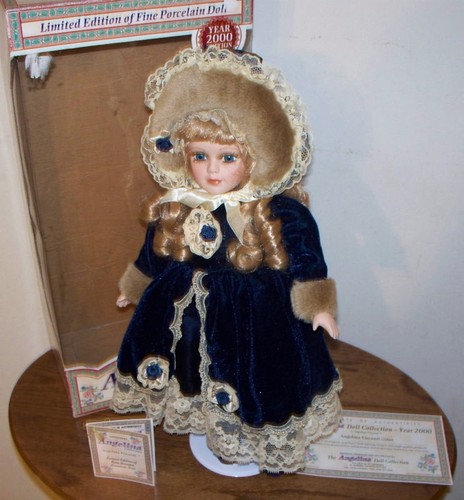 ANGELINA COLLECTION - Porcelain Doll - 2000 w/COA -MIB - Picture 2 of 8