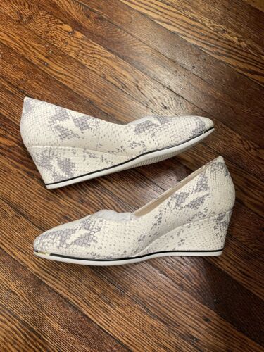 Cole Haan Womens Grand Ambition Wedge Pumps Size 5B Beige Natural Snake W17181 - Picture 2 of 7