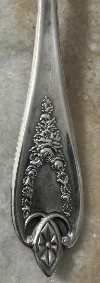 Столовая ложка / сервировочная ложка посеребренная старая колония 1911 от International Silver 8 - Изображение 4 из 4