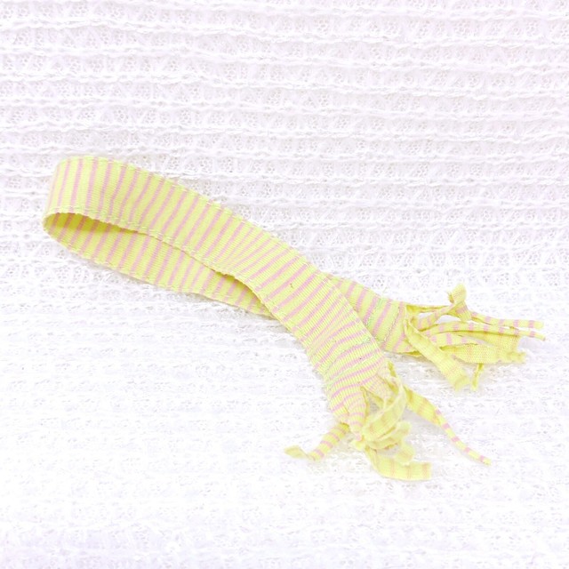 Bratz Ice Champions Yasmin Replacement Scarf Yellow Pink ...