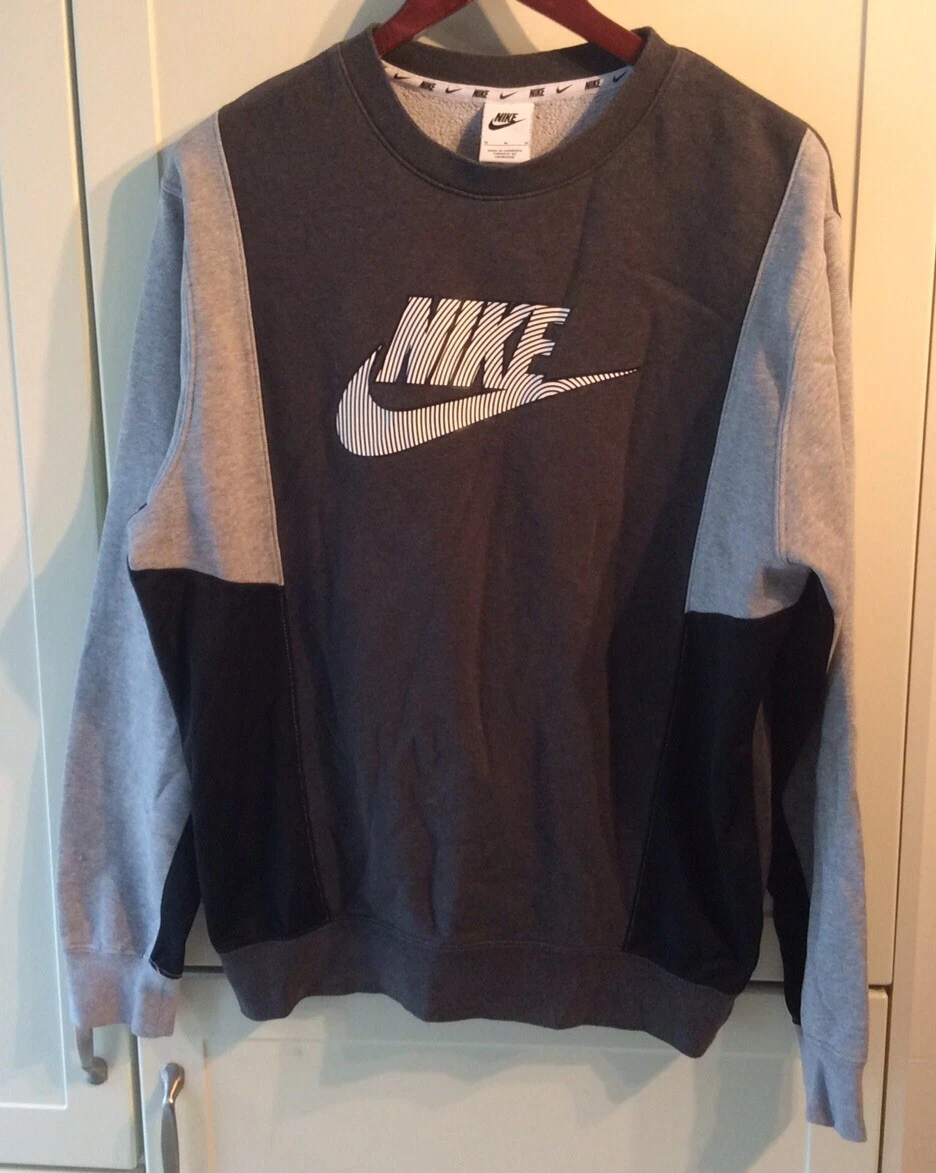 Long sleeve nike clearance sweatshirt