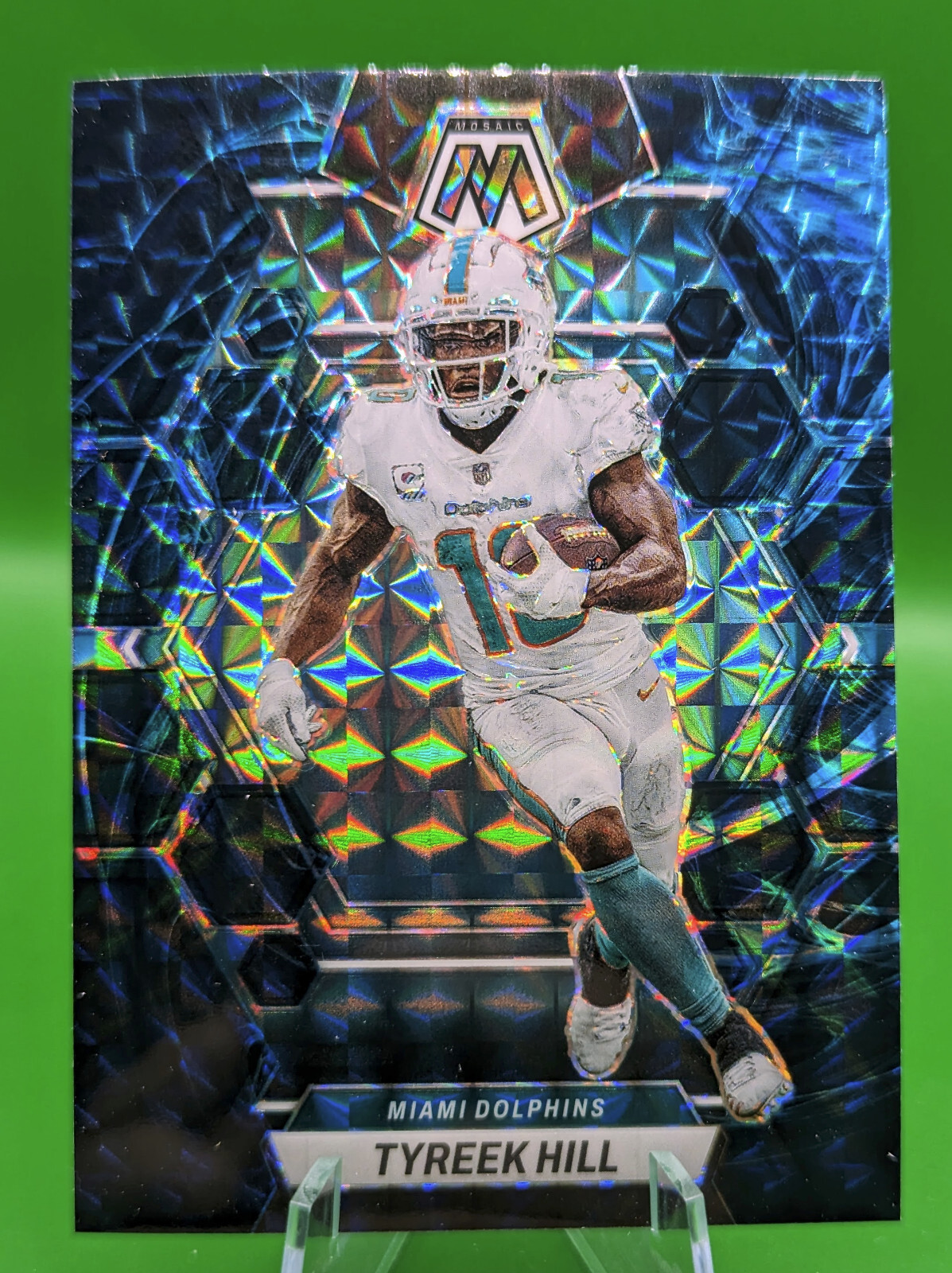 2023 Panini Mosaic GENESIS PRIZM Parallel SSP #144 TYREEK HILLÂ Miami Dolphins