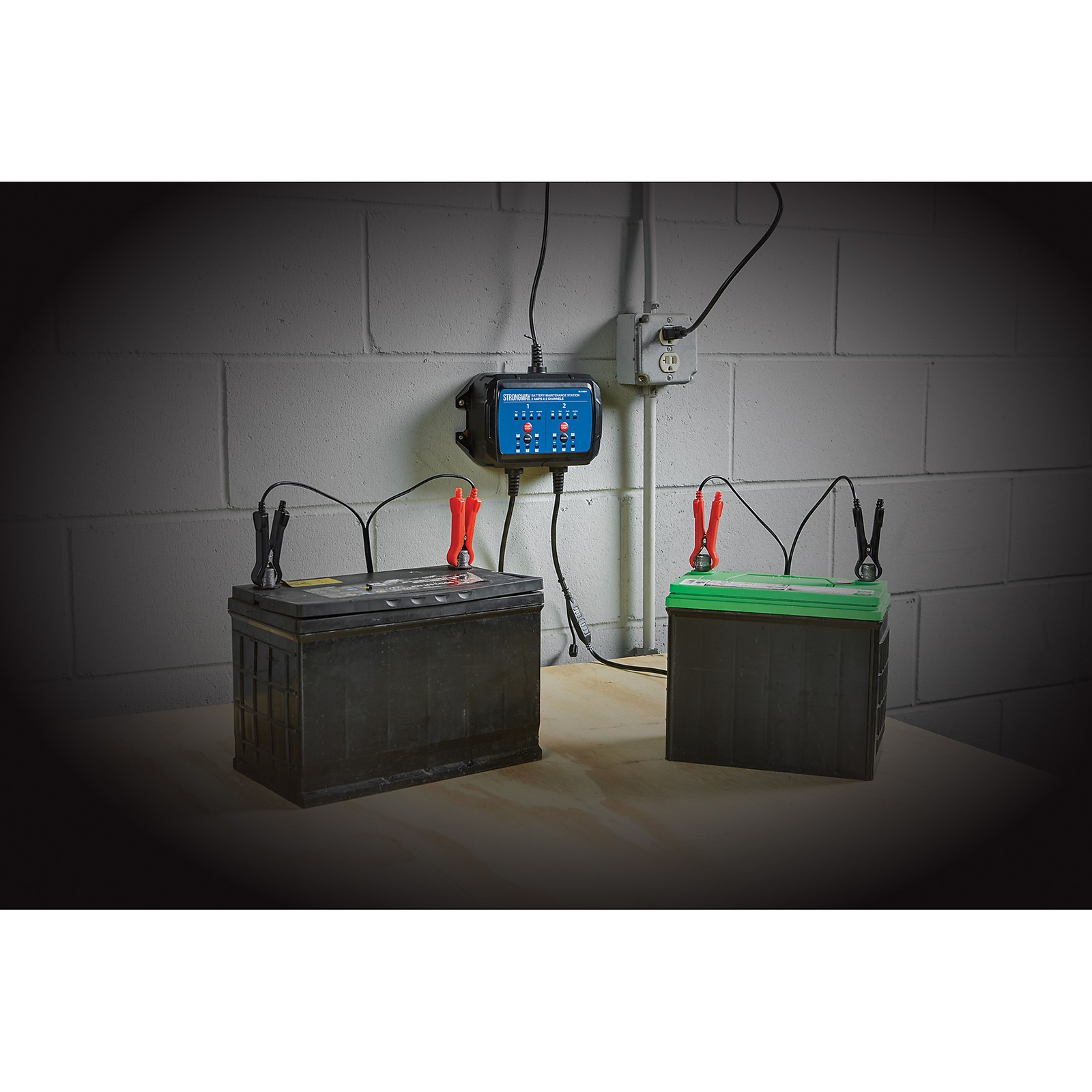 Strongway 6/12 Volt 2-Bank Smart Charger