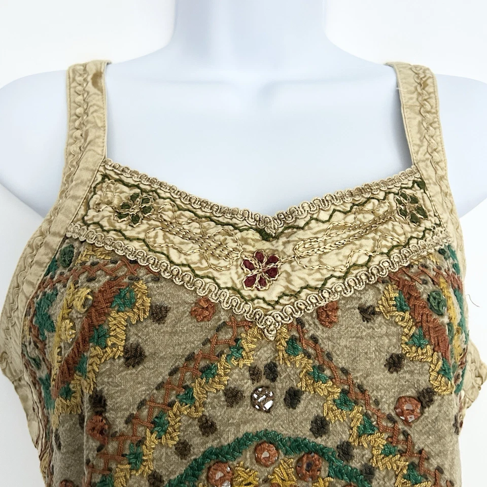 Camiseta sin mangas Indie Hippie Forest Boho pequeña bordada con cuentas granola folclórica lazo trasero Foto 2 de 4