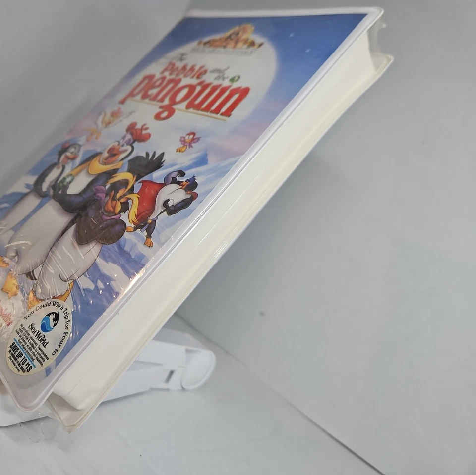 VHS - The Pebble and the Penguin - MGM - Great Condition - Image 3 of 4