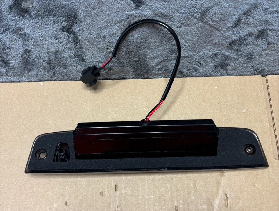 Дымчатый светодиодный третий стоп-сигнал для Ford Expedition Lincoln Navigator 2003-2016 - Изображение 2 из 4