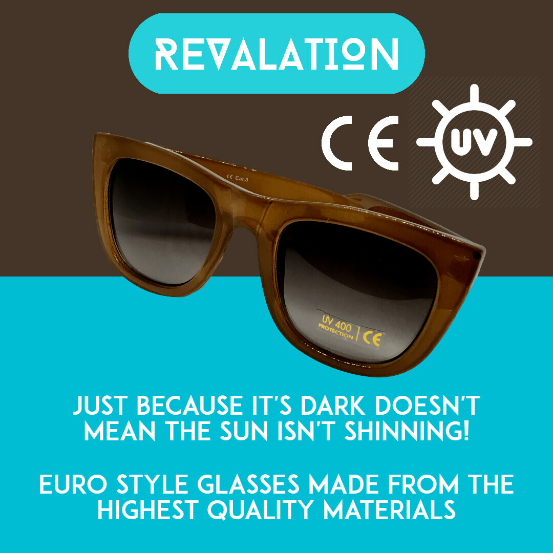 REVALATION UNISEX Sunglasses European Designer Style UV 400 CE Case Cloth Boxed Polarized Sunglasses - Rectangles UV 400 Style – DeLuxe YUL main image 2