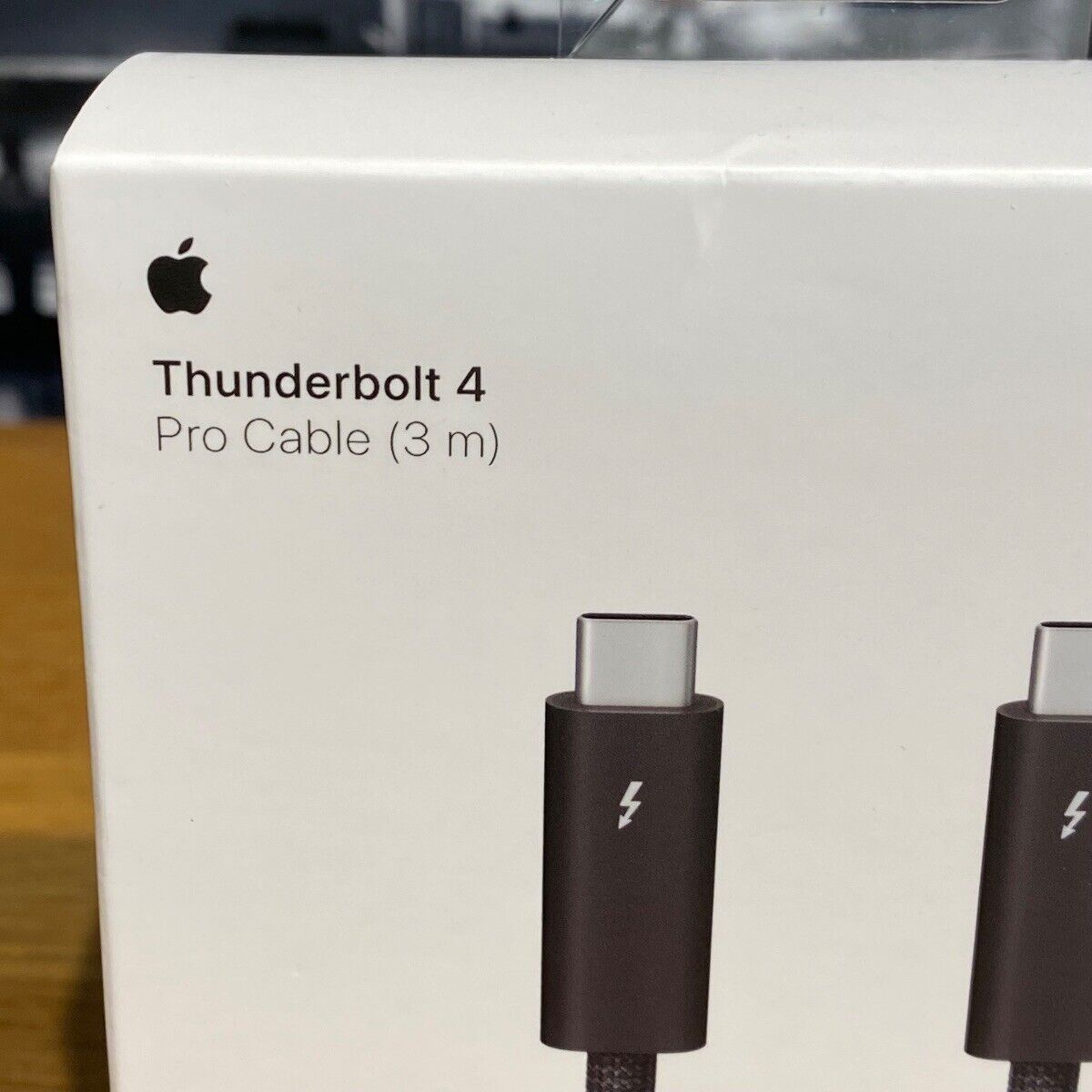 Apple Now Selling Longer 3-Meter Thunderbolt 4 Pro Cable for