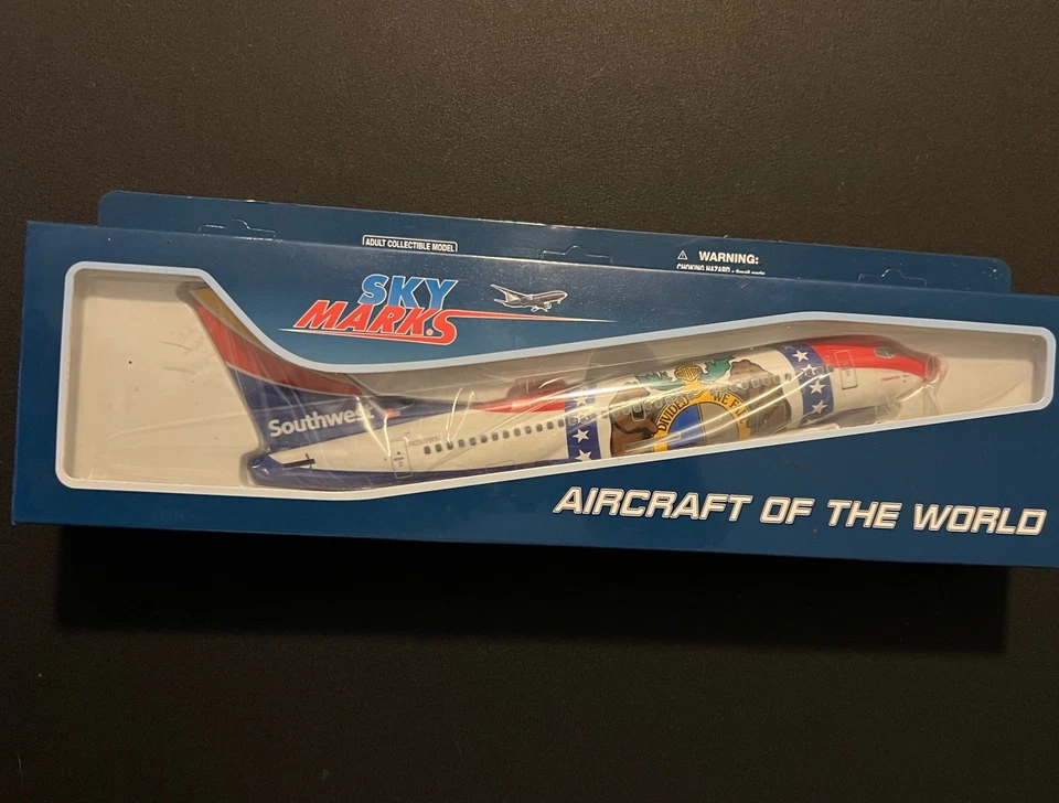 Skymarks 1:130 737-700 Southwest Airlines Missouri One Foto 3 de 4