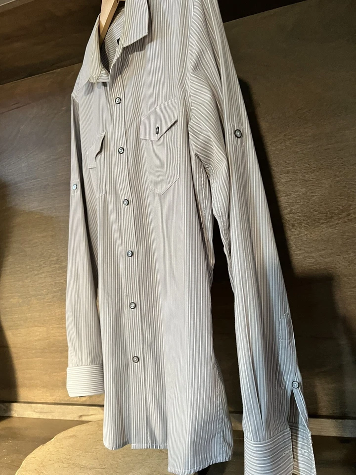 CAMISA ABOTONADA MANGA LARGA CALCE MODERNO ATENCIÓN HOMBRE TALLA GRANDE GRIS BLANCO Foto 3 de 4