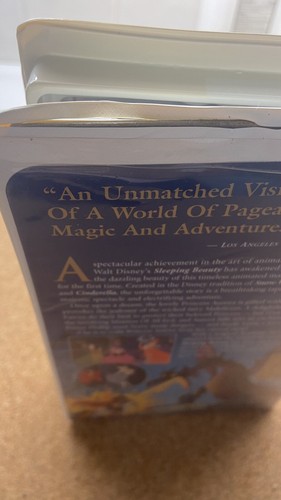 Walt Disney Sleeping Beauty Fully Restored Limited Edition Clamshell - Picture 6 of 7