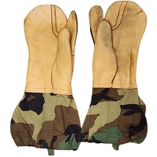 Used Need Repair Woodland Trigger Finger Mittens With Liner *Mocinc.1982*