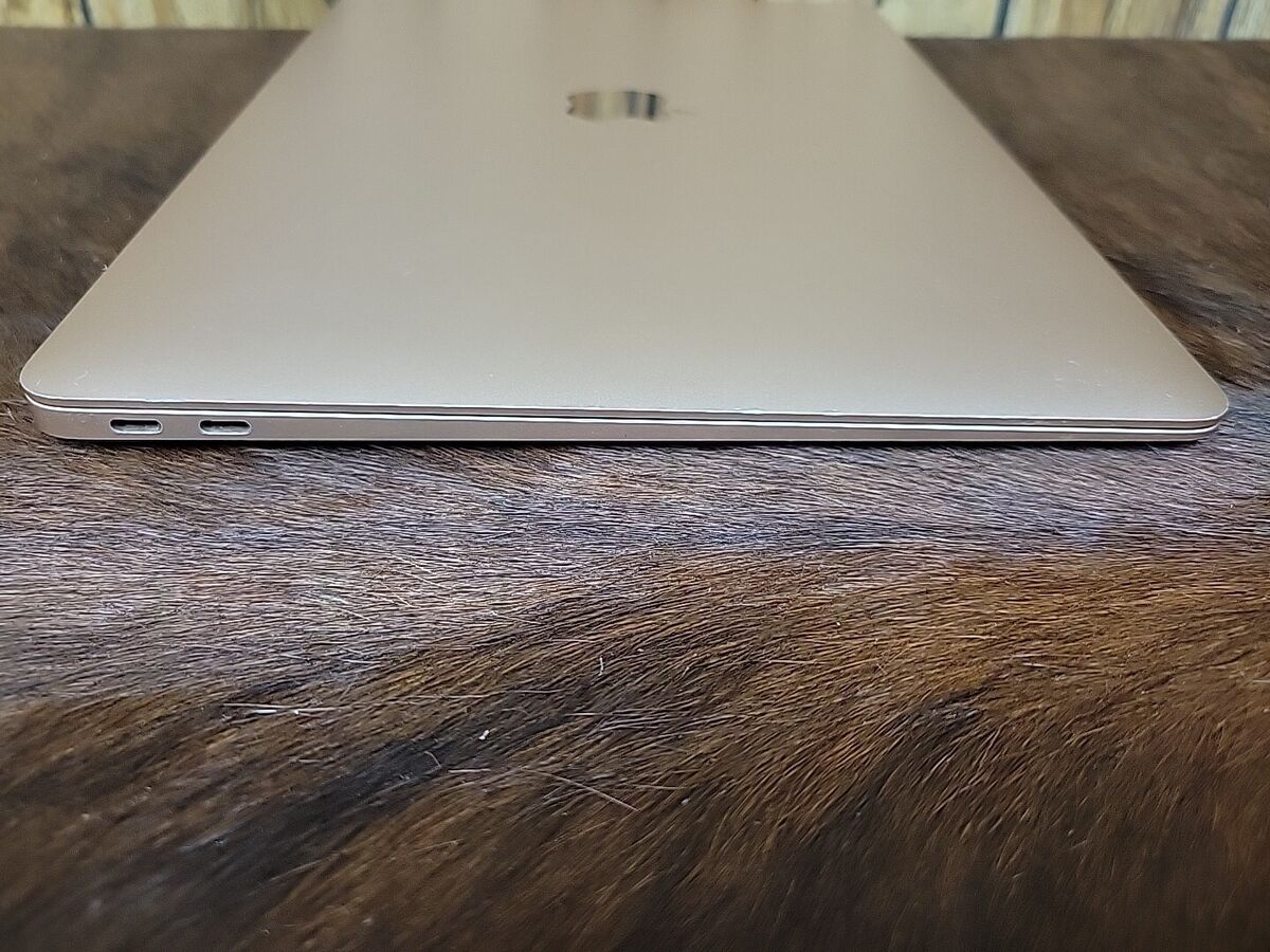 Apple MacBook Air 13 Apple MacBook Air 13