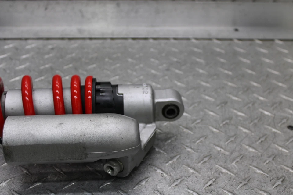 Buell 1125CR 2009 amortiguador trasero suspensión showa Foto 3 de 4