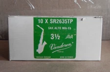 Vandoren 10 x SR2635TP SAX.ALTO Mib-Eb 3 1/2 V16 Wooden Reeds (Box of 10)