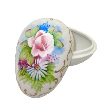 Rose Box Porcelain Flowers Hand Painted Lefton Imports vintage 4" Long