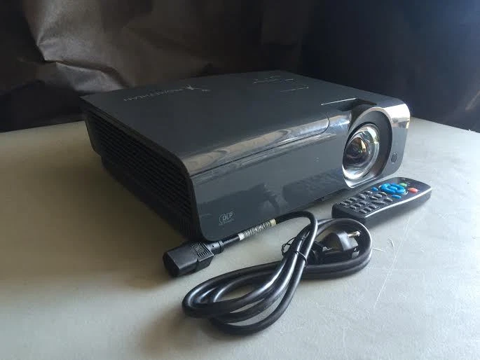 PROMETHEAN PRM-25 PORTABLE PROJECTOR, WORKS GREAT!! IMAGE IS CLEAR & BRIGHT!! - Image 3 of 3