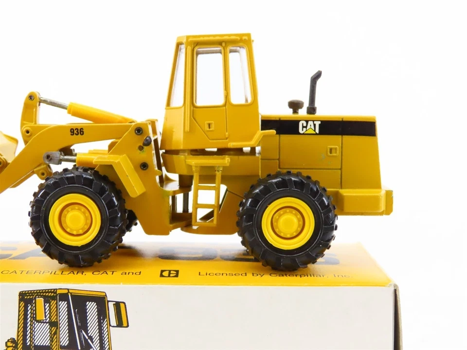 Caterpillar Cat 936 Wheel Loader - Conrad 1:50 Scale Diecast Model #2886 - Image 3 of 4