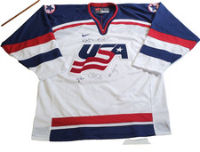 Authgraphed Nike Team USA 2002 Womens Winter Olympics Hockey Jersey