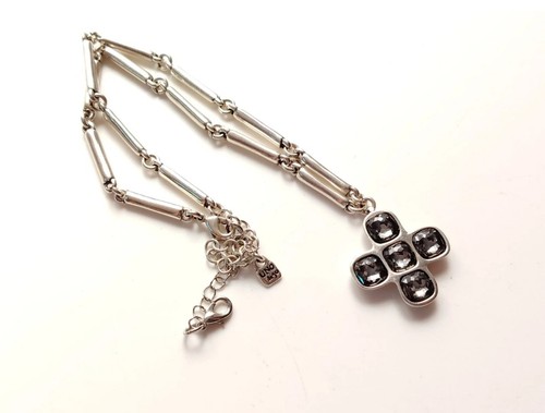 Silver Tone UnoDe50 Metal Chain Necklace Silver Cab Glass Cross Pendant Oh Lord