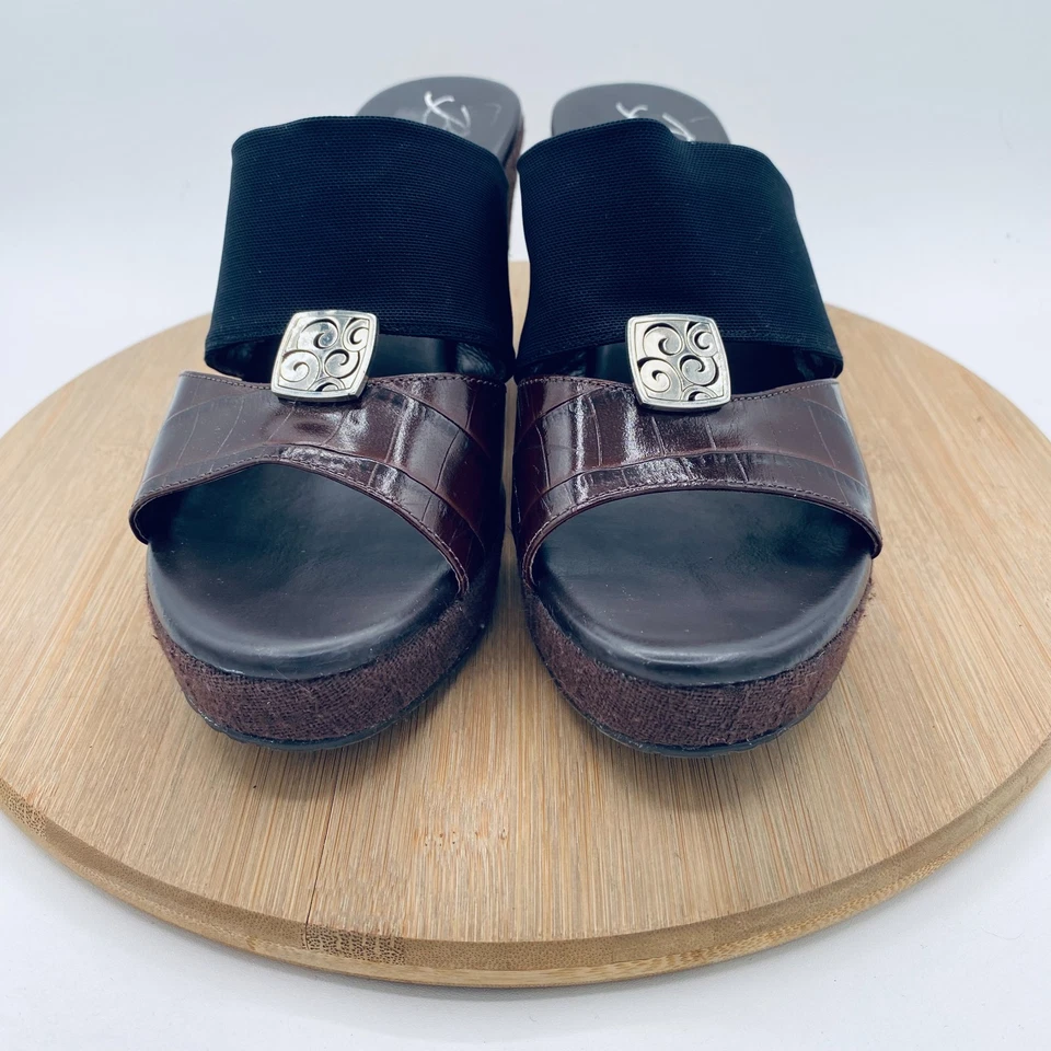 Tacones de cuña Brighton Dream para mujer 9 tacones de cuero marrón Peep Foto 2 de 4