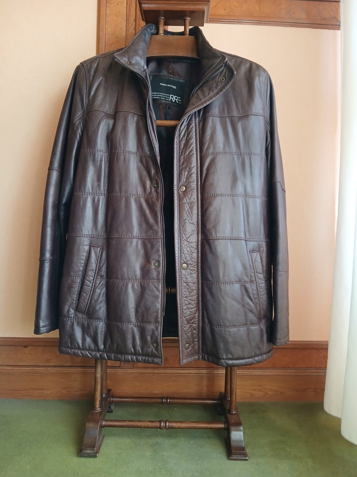 Pablo Gayarre Chaqueta 100% Piel.con Capucha.en Muy Buenas Condiciones.talla 56