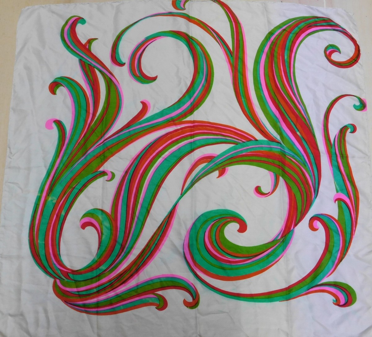 Foulard 100% Soie Pure Vintage - Dimensions 86x88 Cm - Multicolore - Style Années 80 - Occasion Très Bon état