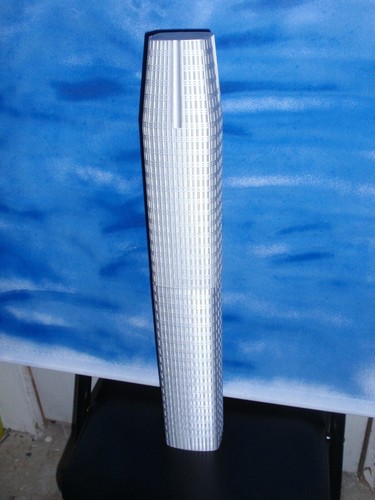 Z Scale Salesforce Building/ High Rise/Office /Skyscraper (Can do custom color) - Picture 4 of 6