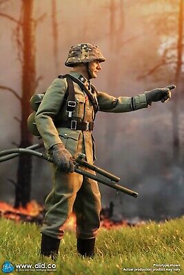 Ready! DID D80177 1/6 WWII German Flammenwerfer Gefreiter Ready! DID D80177 1/6 WWII German Flammenwerfer Gefreiter
