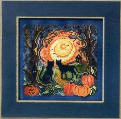 MILL HILL Buttons Beads Kit Counted Cross Stitch MOONLIT KITTIES MH14-1206