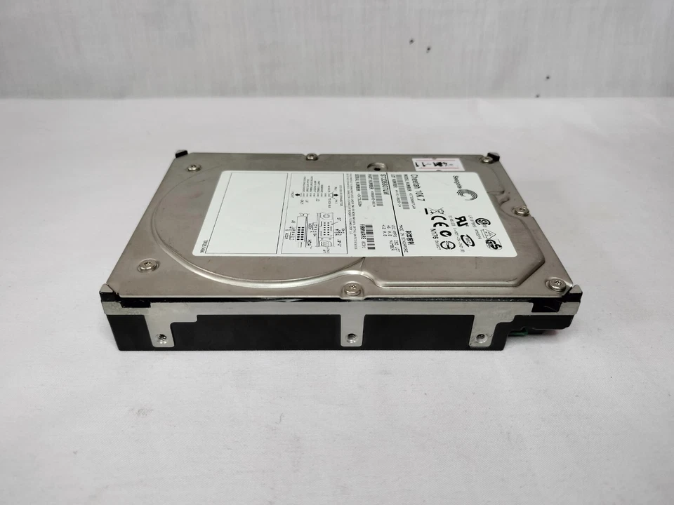 Seagate ST336807LW Cheetah 10K.7 Hard Disc Drive Made in Singapore - Image 4 of 4